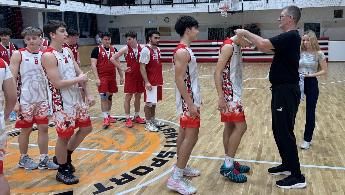 KosárDiákolimpia-1.hely KosárDiákolimpia-1.hely