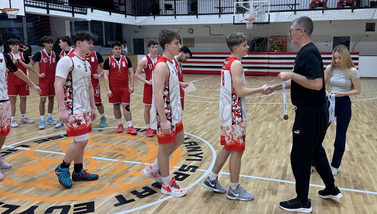 KosárDiákolimpia-1.hely KosárDiákolimpia-1.hely