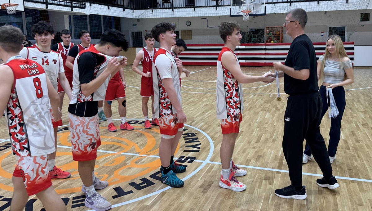 KosárDiákolimpia-1.hely KosárDiákolimpia-1.hely