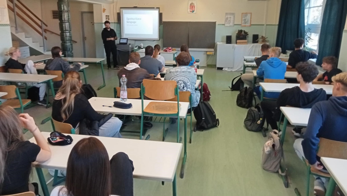 Eperjesi Dominik Eperjesi Dominik