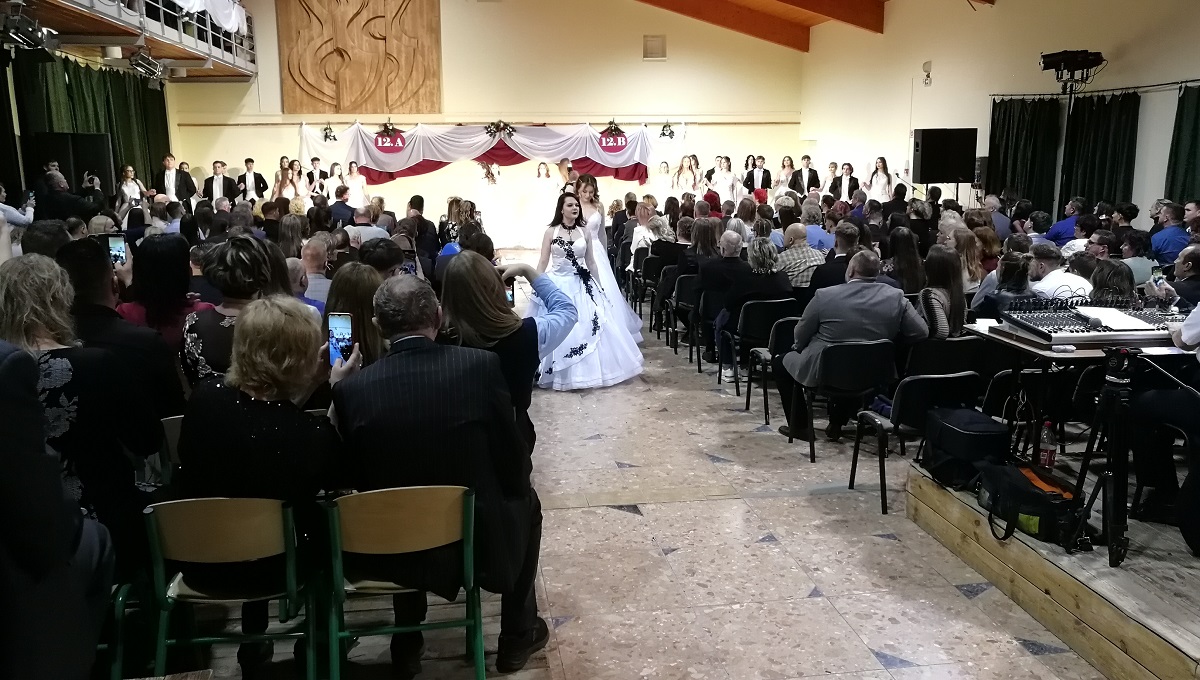 2025-12-13-Szalagavató-034