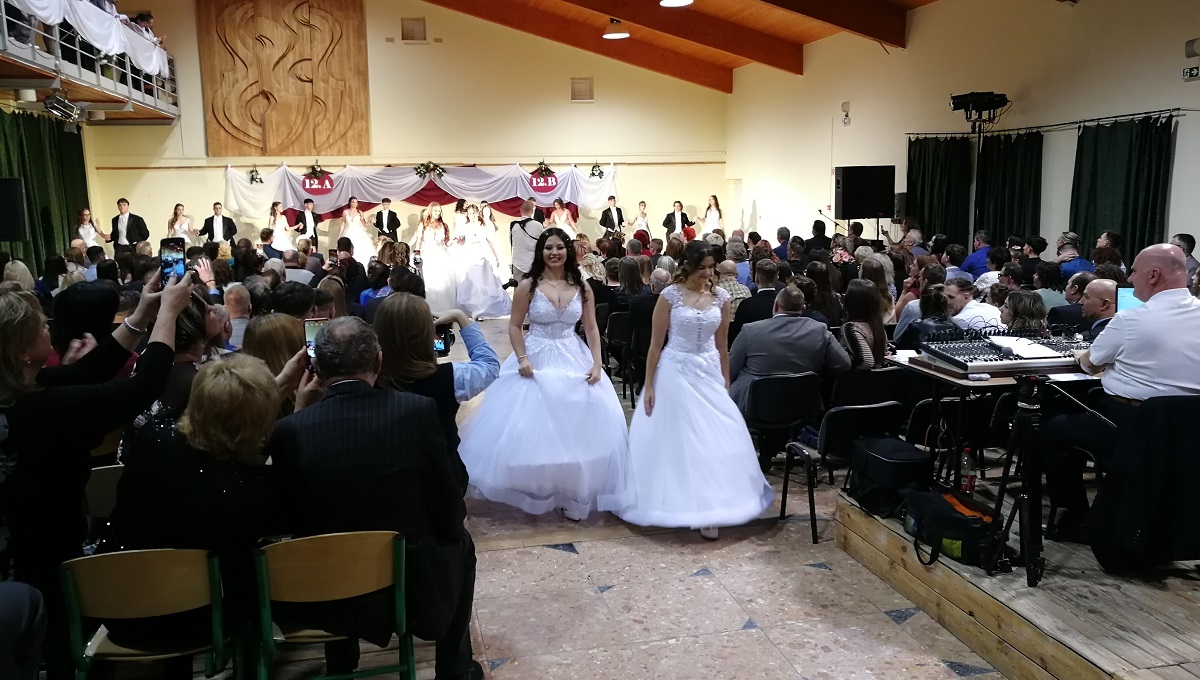 2025-12-13-Szalagavató-038