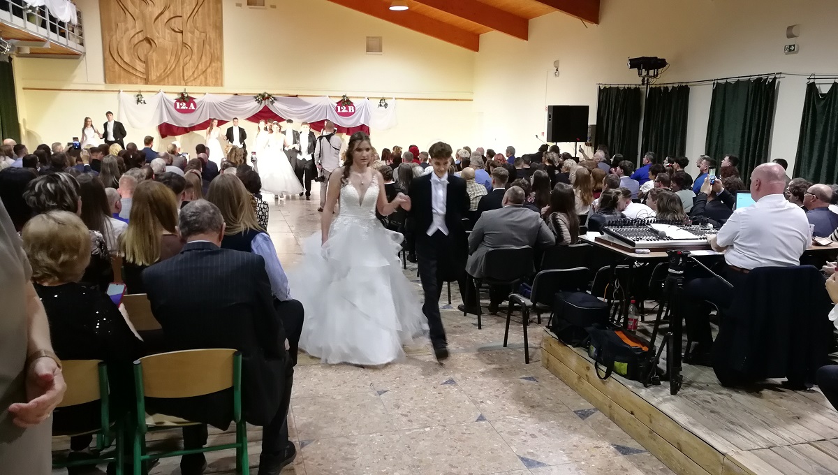 2025-12-13-Szalagavató-042