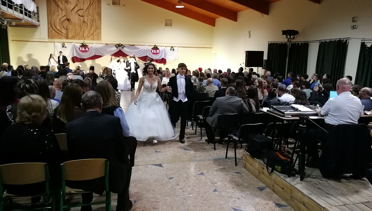 2025-12-13-Szalagavató-043