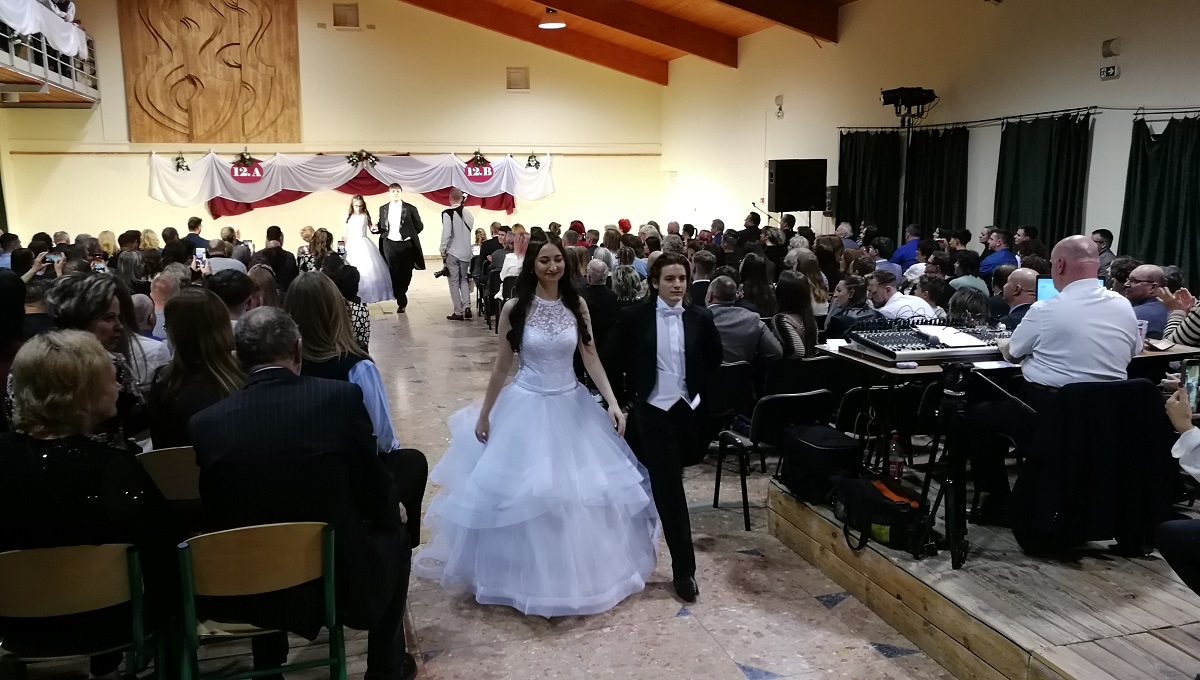 2025-12-13-Szalagavató-047