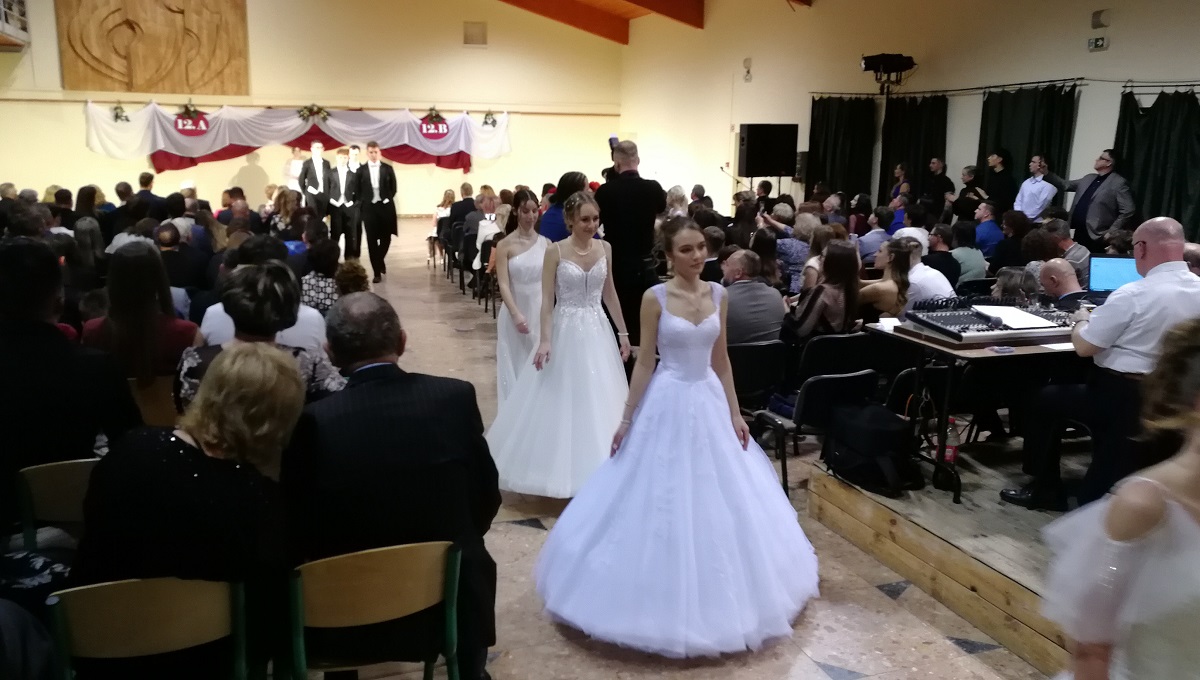 2025-12-13-Szalagavató-103