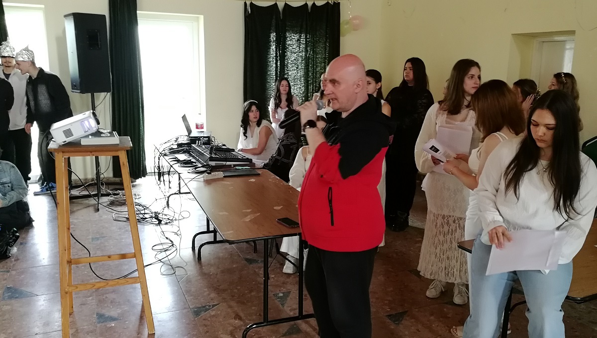 20260401-Borshowzas-09