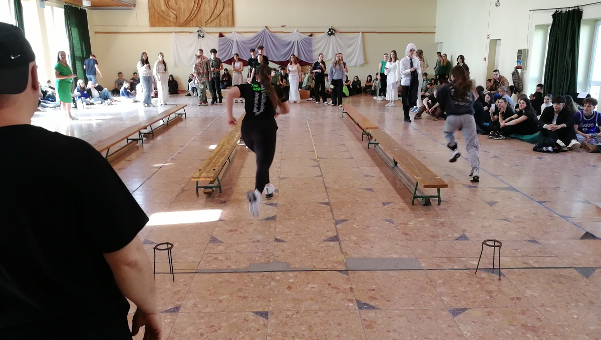 20260401-Borshowzas-21