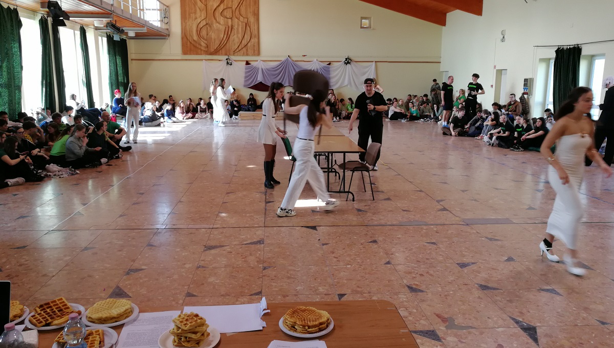 20260401-Borshowzas-30