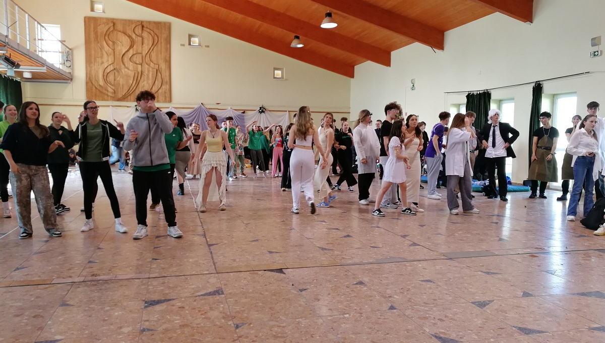 20260401-Borshowzas-50