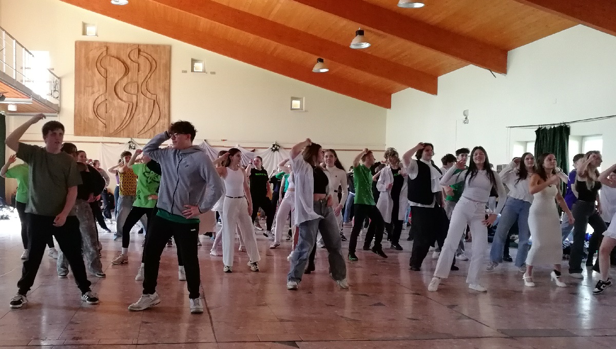 20260401-Borshowzas-57