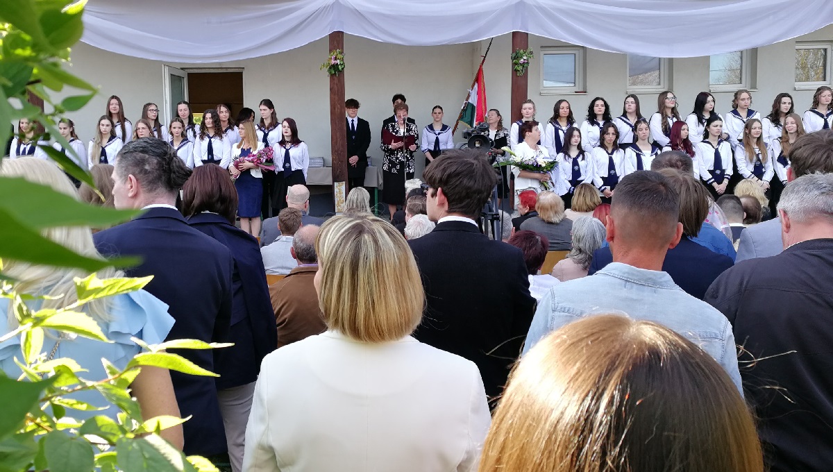 20260430-Ballagás